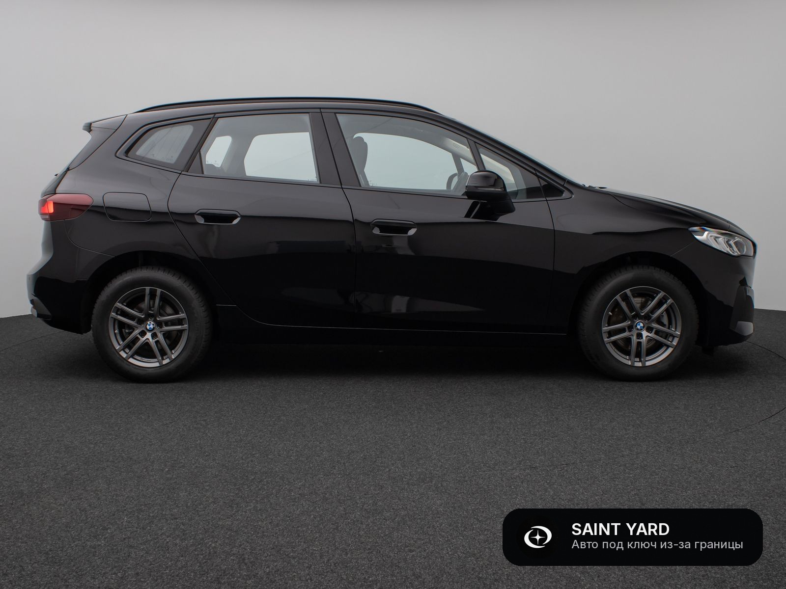 BMW 216i Active Tourer — фото 5