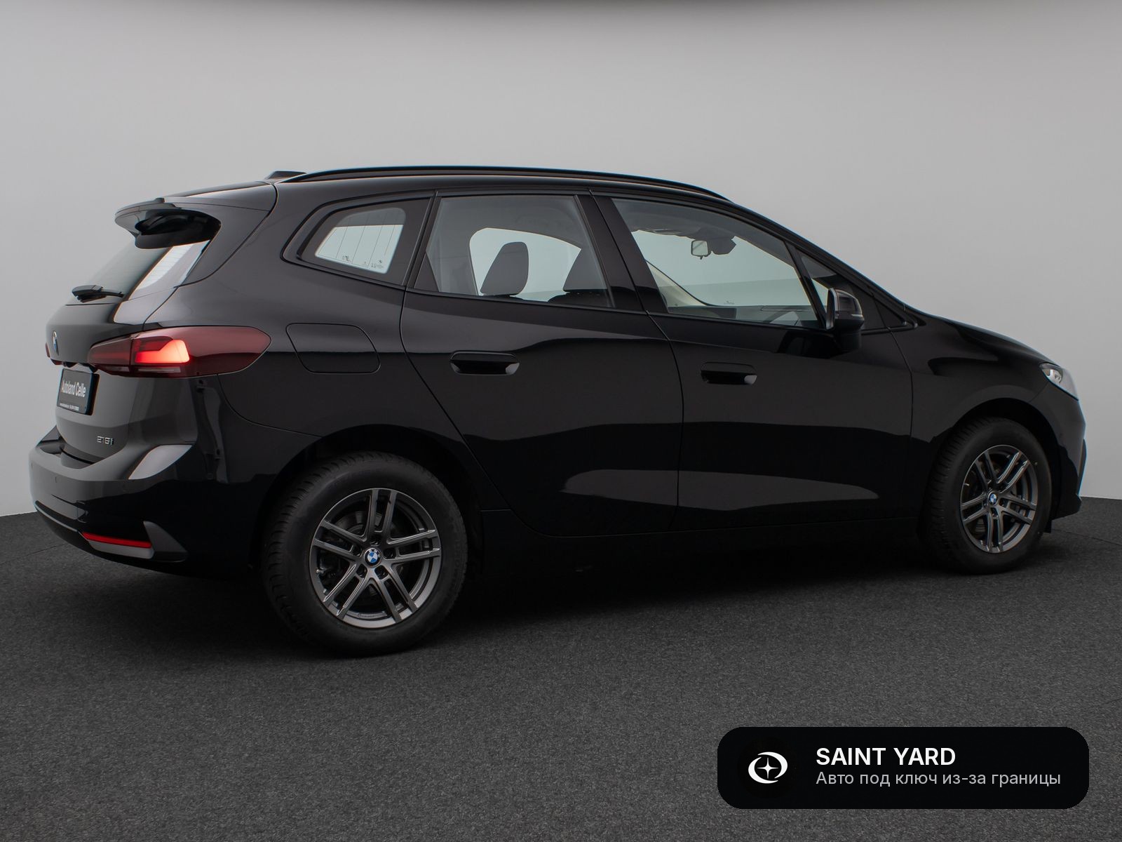 BMW 216i Active Tourer — фото 6