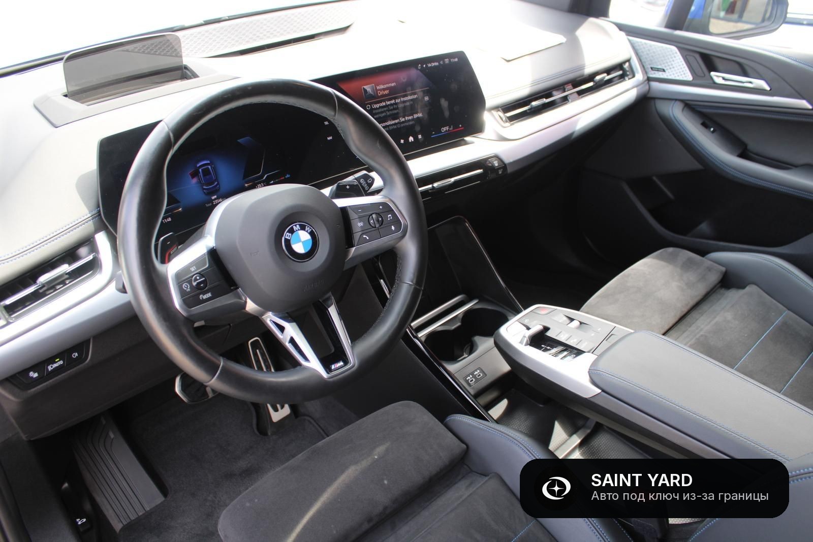 BMW 218i Active Tourer — фото 7