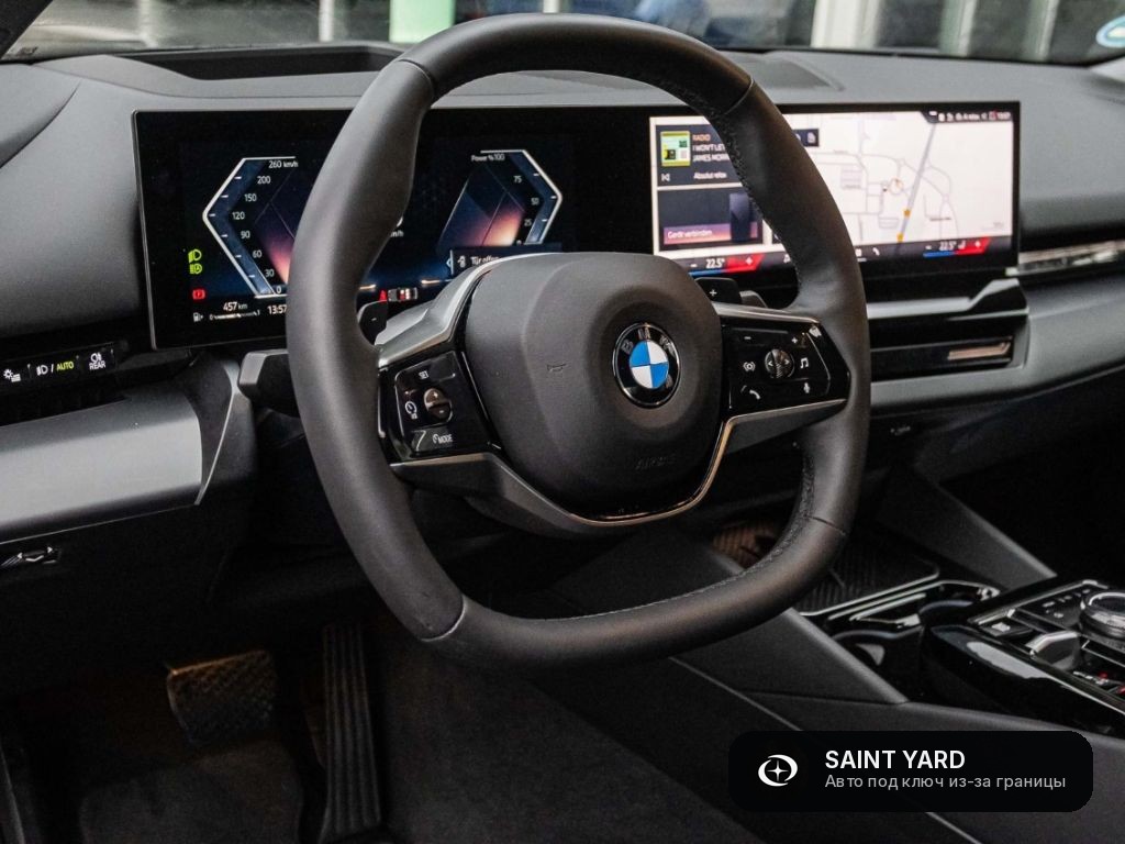BMW 520i — фото 8