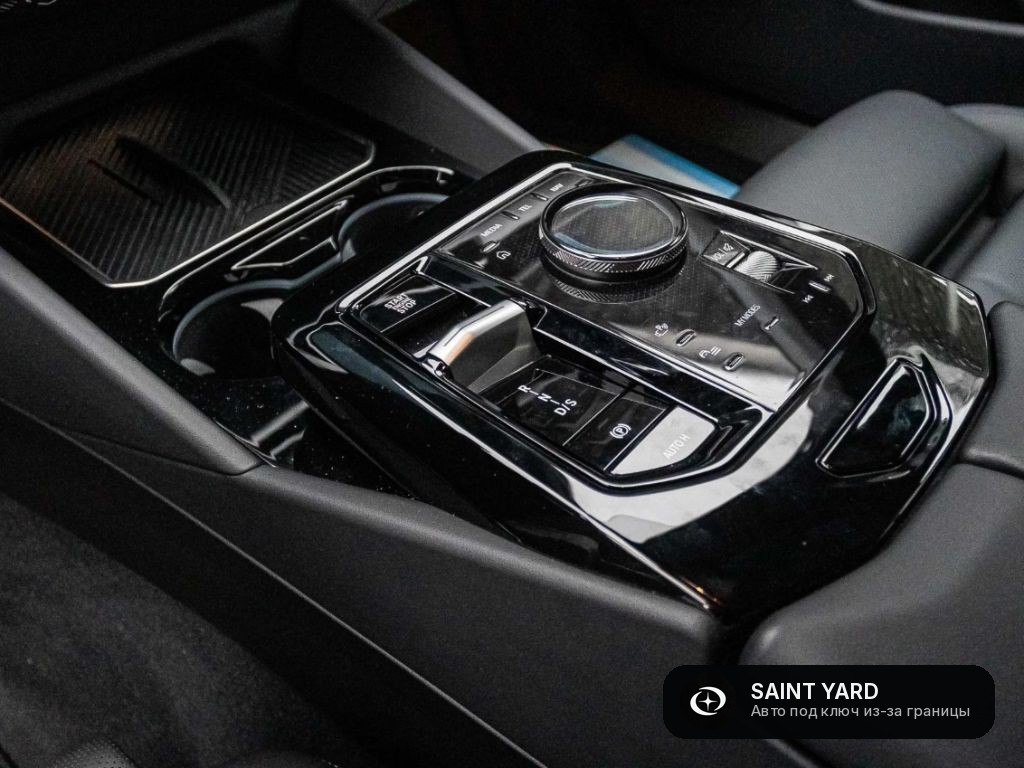 BMW 520i — фото 10