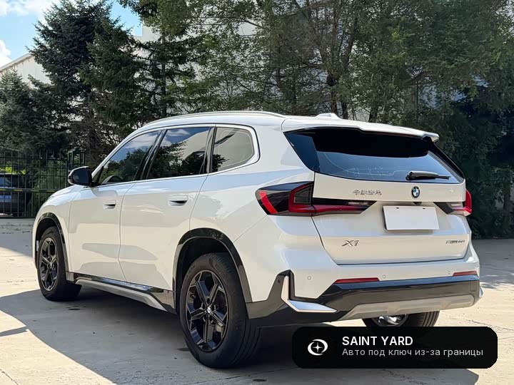 BMW X1 sDrive20Li — фото 4