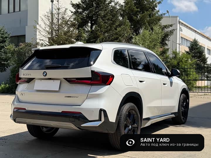 BMW X1 sDrive20Li — фото 6