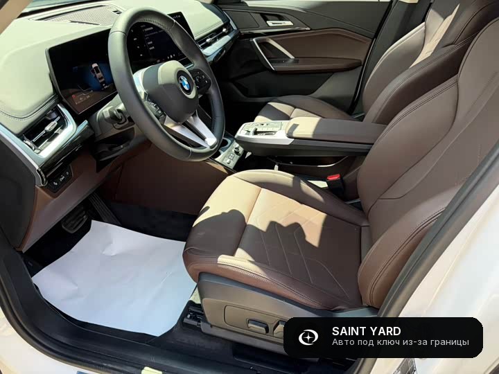 BMW X1 sDrive20Li — фото 9