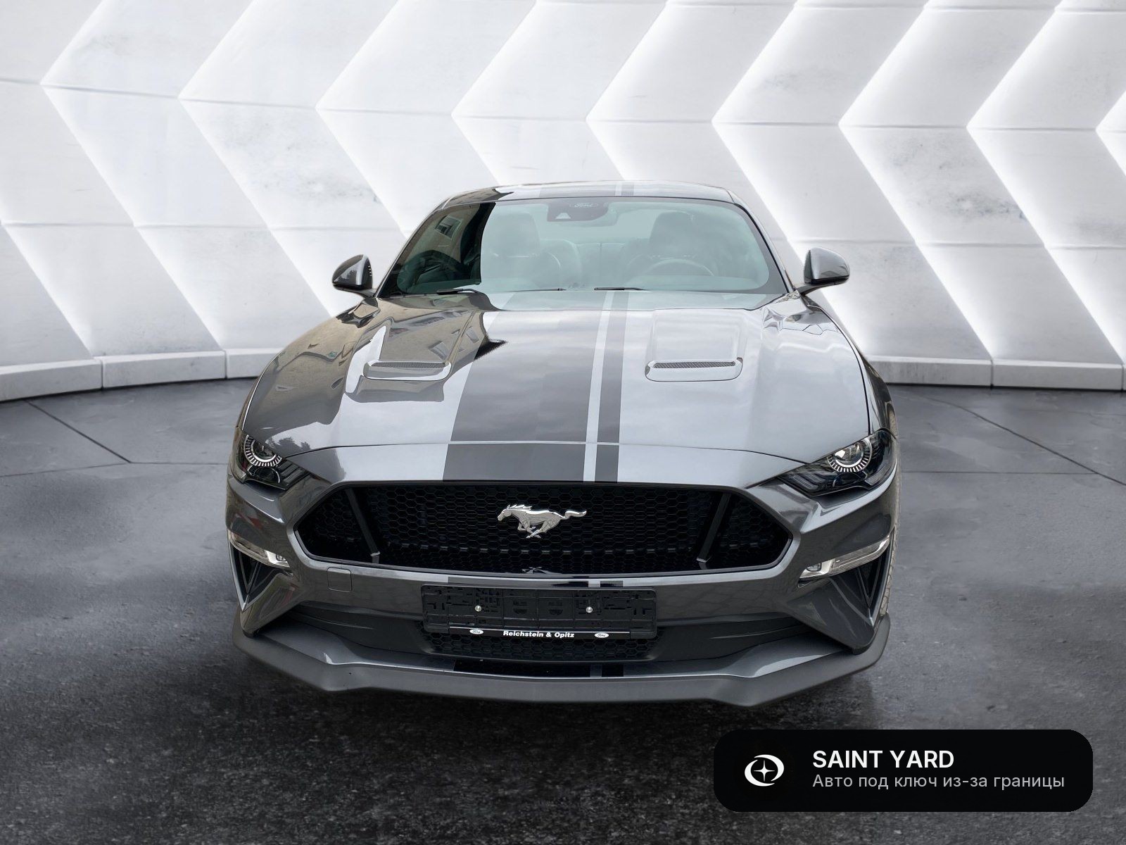 Ford Mustang GT — фото 1