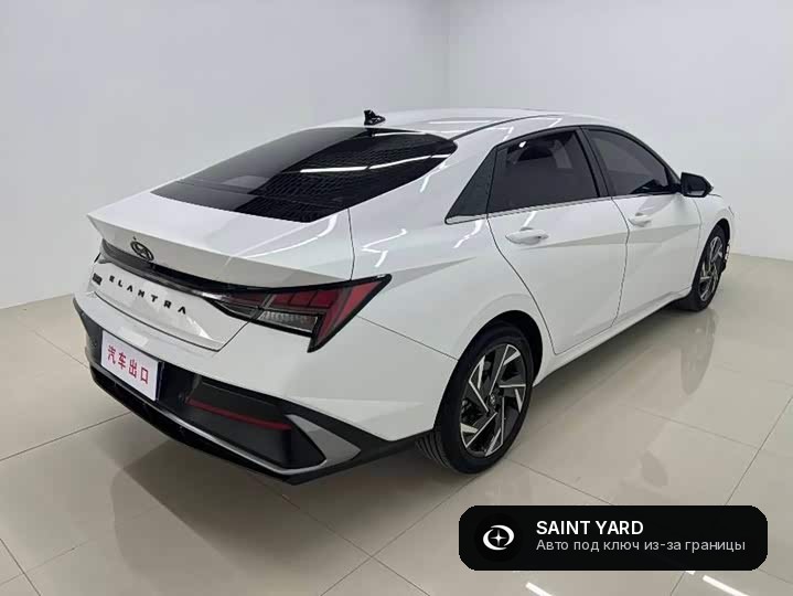 Hyundai Elantra 1.5L CVT LUX — фото 4