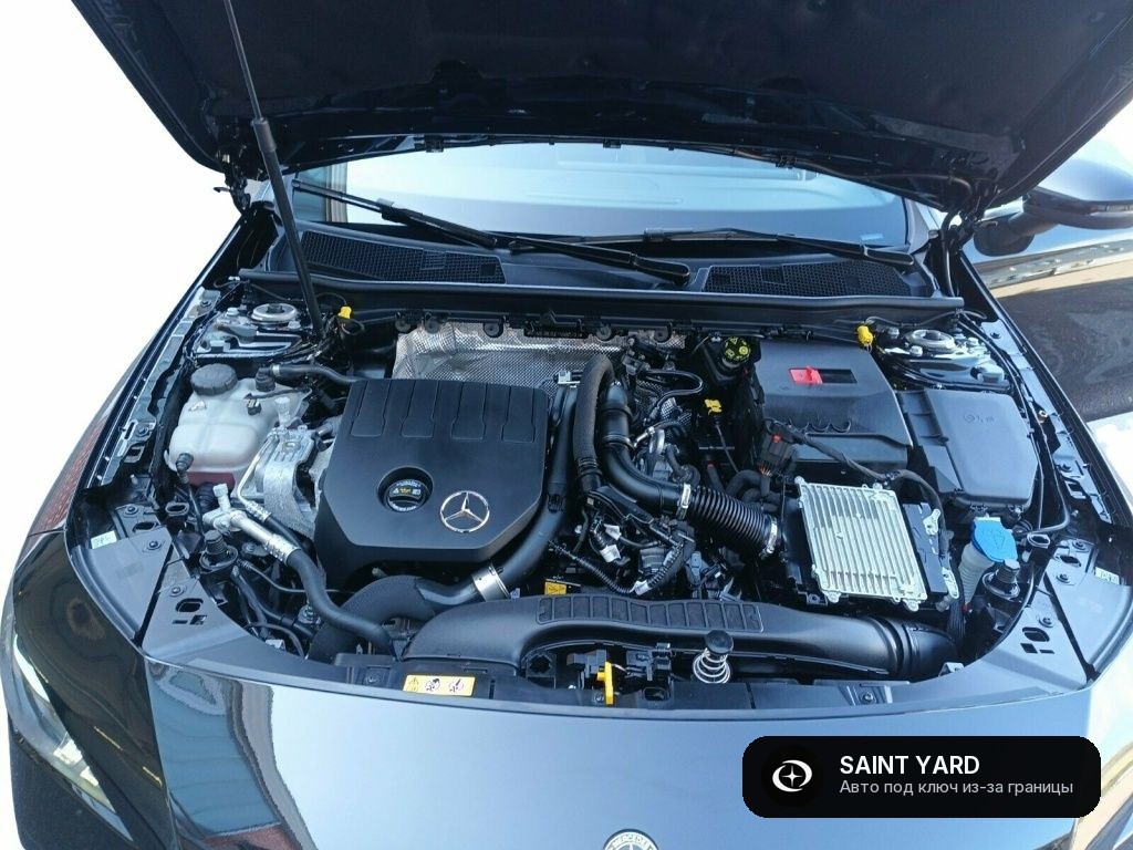 Mercedes-Benz CLA 180 — фото 10
