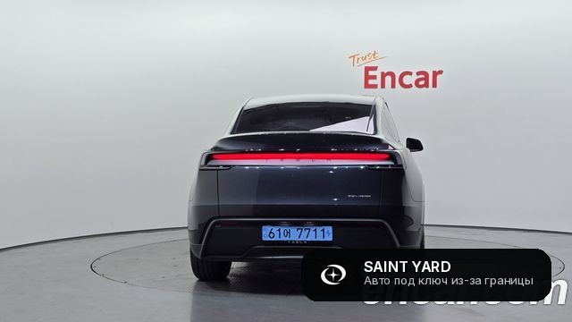 Tesla Model Y Long Range AWD — фото 4