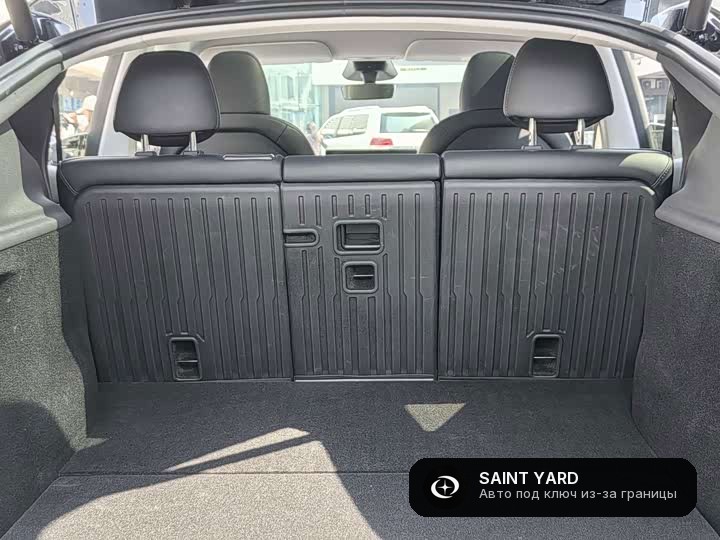 Tesla Model Y — фото 12