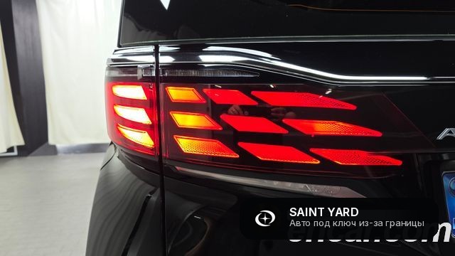 Toyota Alphard 2.5 HEV Executive AWD — фото 9