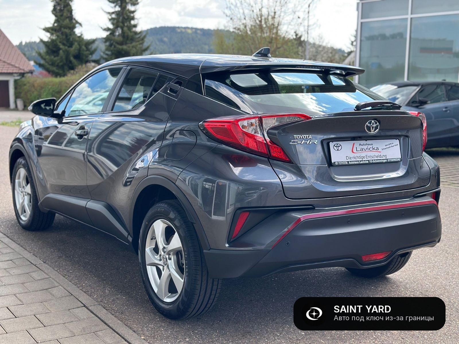 Toyota C-HR — фото 9