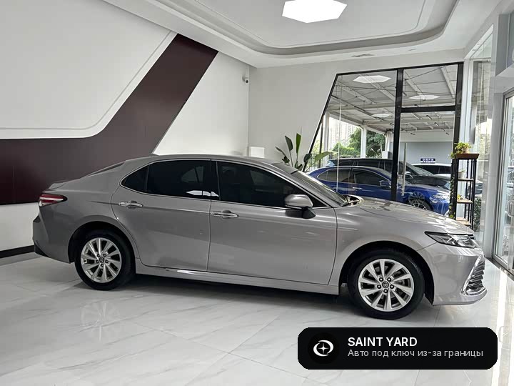 Toyota Camry 2.0G — фото 3