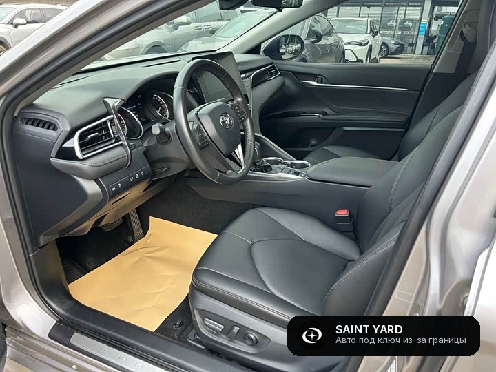 Toyota Camry 2.0G — фото 11