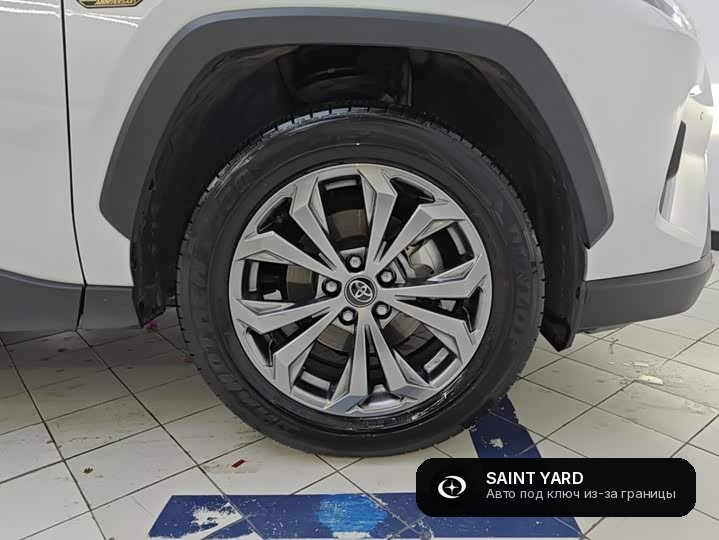 Toyota RAV4 2.0L CVT Plus — фото 6