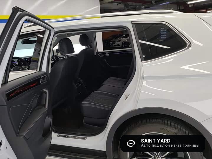 Volkswagen Tiguan L 330TSI R-Line — фото 11