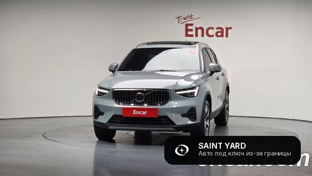 Volvo XC40 B4 Ultra Bright — фото 3