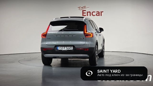 Volvo XC40 B4 Ultra Bright — фото 4